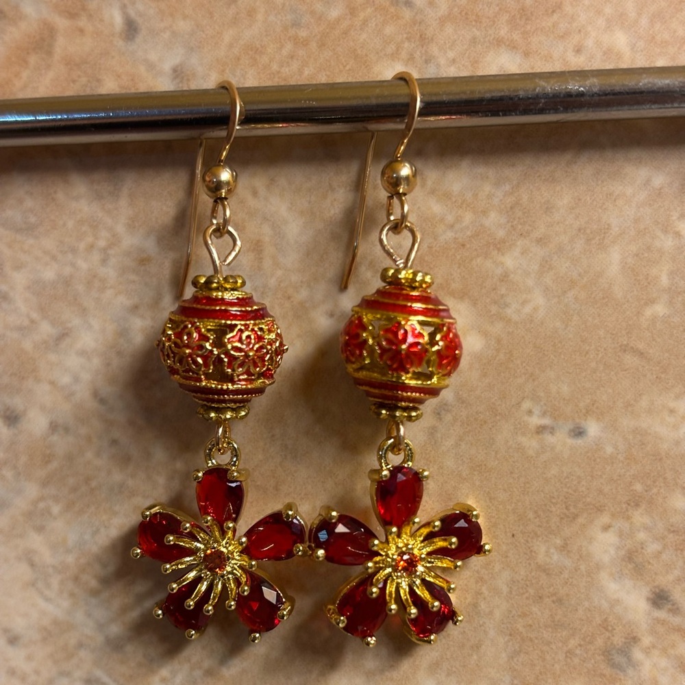 Red and Gold Cloisonné and Floral Earrings 2 inches - Picture 4 of 7